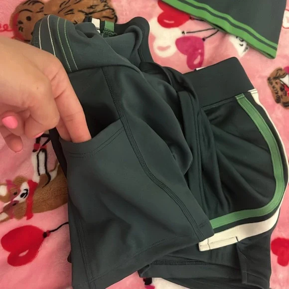 PINK sports bra and skirt set nwt - Picture 5 of 6